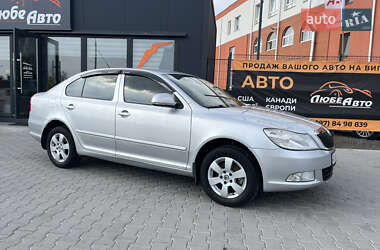 Лифтбек Skoda Octavia 2010 в 