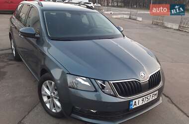Универсал Skoda Octavia 2017 в Киеве