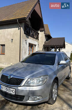 Універсал Skoda Octavia 2012 в 