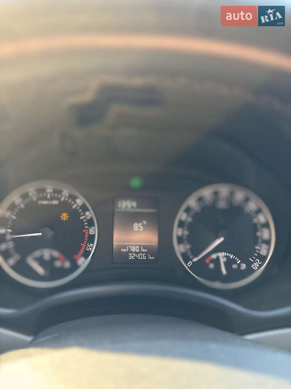 Универсал Skoda Octavia 2012 в Тячеве