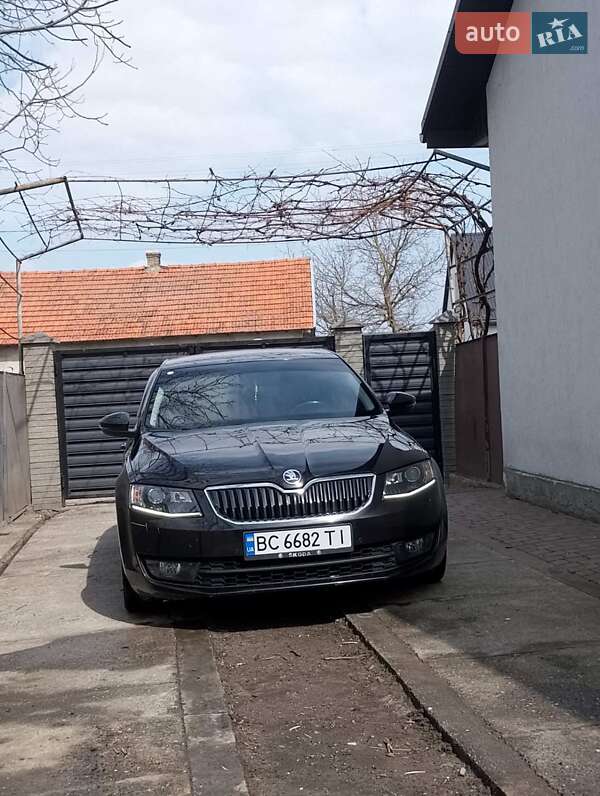 Лифтбек Skoda Octavia 2016 в Золочеве