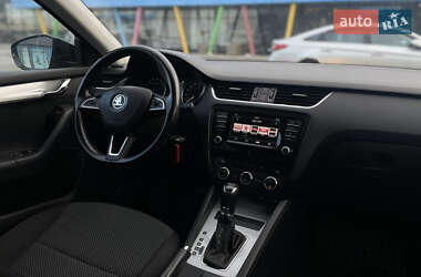 Лифтбек Skoda Octavia 2016 в 