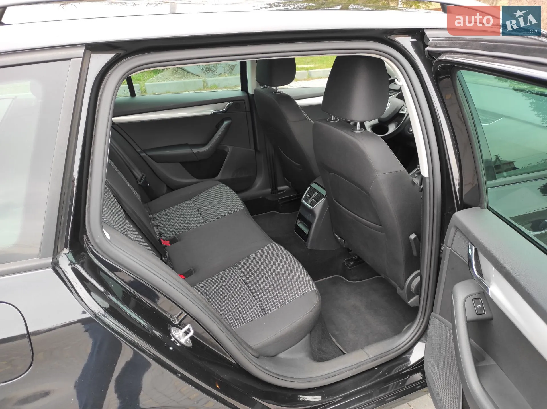 2014 Skoda Octavia - мініатюра 9