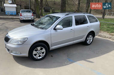 Универсал Skoda Octavia 2011 в 