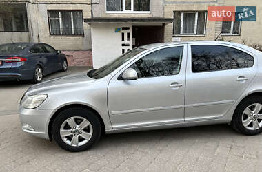 Лифтбек Skoda Octavia 2011 в 