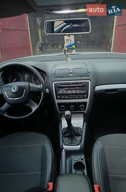 Лифтбек Skoda Octavia 2012 в 