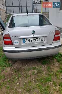 Ліфтбек Skoda Octavia 1998 в 