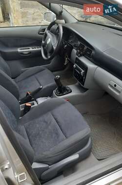 Ліфтбек Skoda Octavia 1998 в 