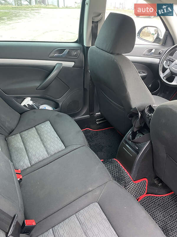 Универсал Skoda Octavia 2009 в Глухове