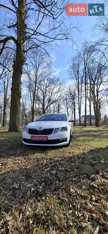 Универсал Skoda Octavia 2020 в Тернополе фото 2 Универсал Skoda Octavia 2020 в Тернополе