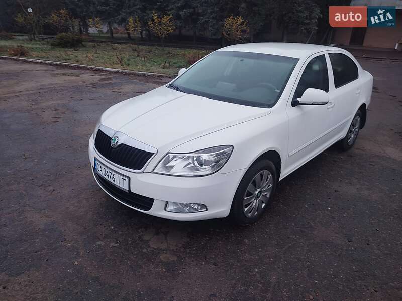 Лифтбек Skoda Octavia 2011 в Монастырище