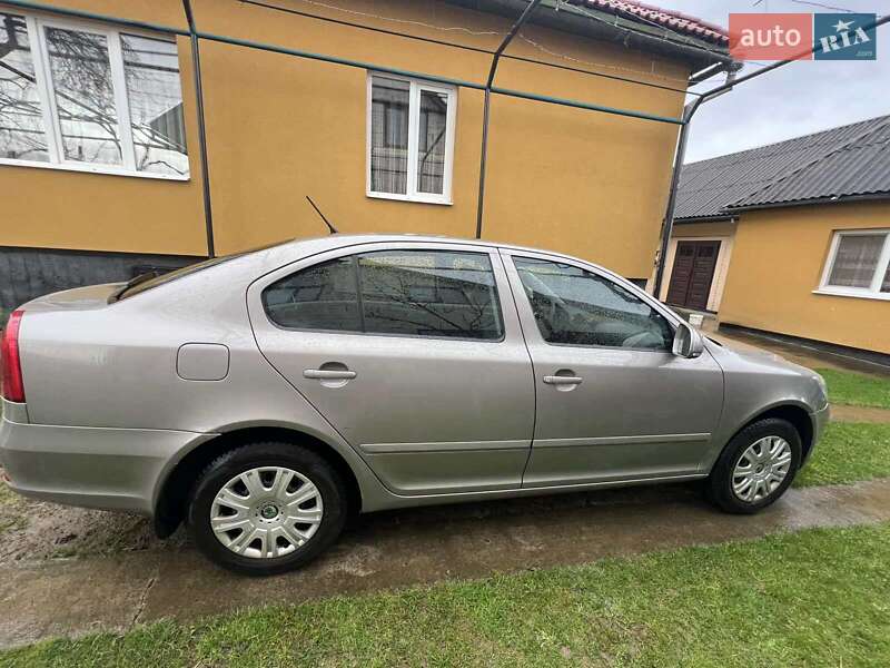 Ліфтбек Skoda Octavia 2010 в Іршаві