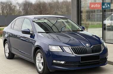 Лифтбек Skoda Octavia 2017 в 