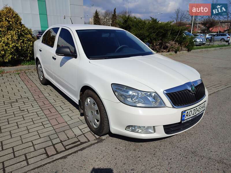 Лифтбек Skoda Octavia 2012 в Ужгороде фото 6 Лифтбек Skoda Octavia 2012 в Ужгороде
