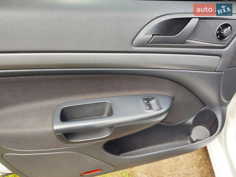 Лифтбек Skoda Octavia 2012 в Ужгороде фото 19 Лифтбек Skoda Octavia 2012 в Ужгороде