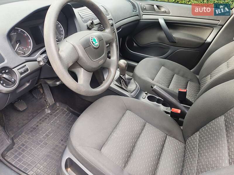 Лифтбек Skoda Octavia 2012 в Ужгороде фото 13 Лифтбек Skoda Octavia 2012 в Ужгороде