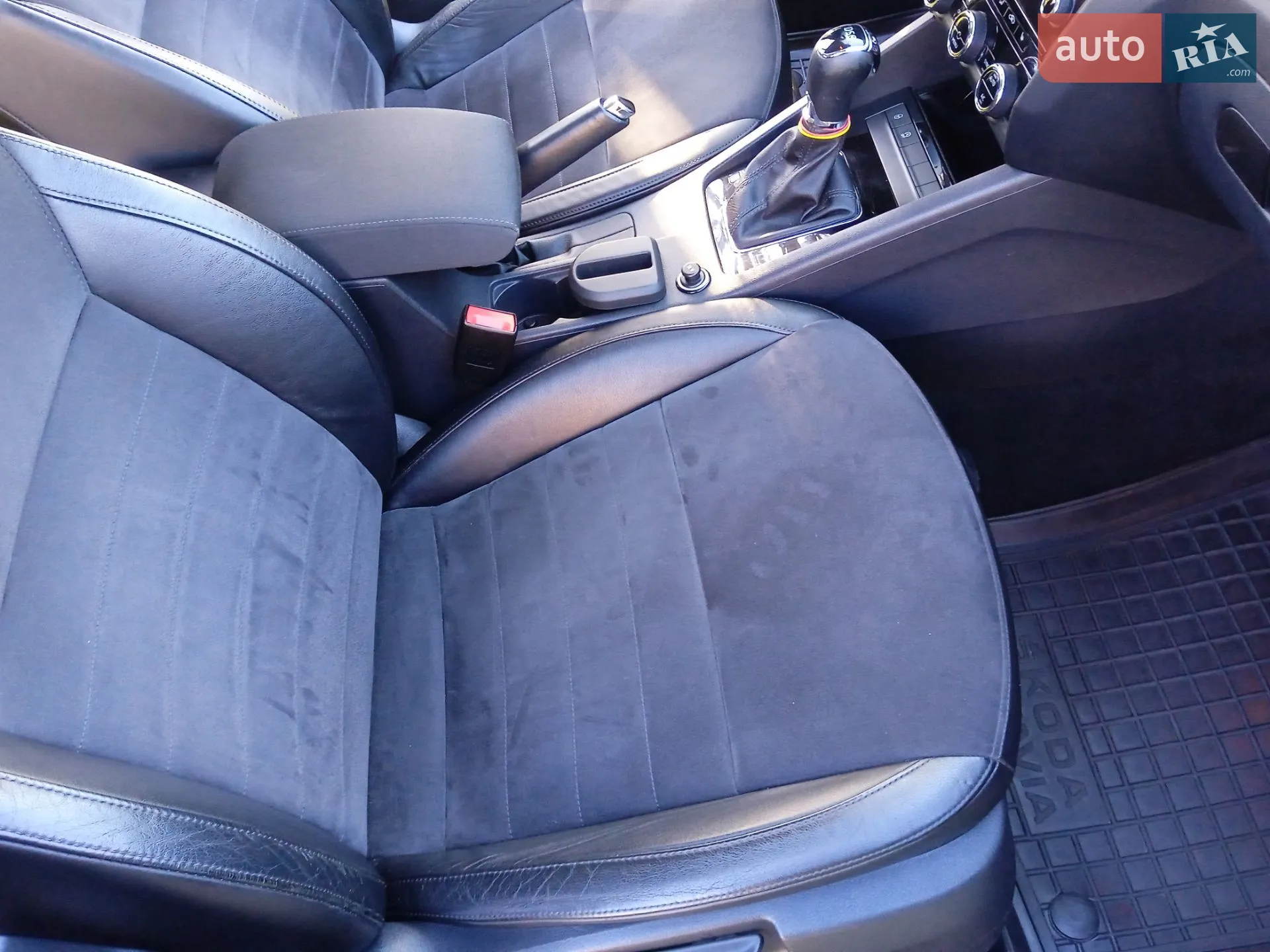 2017 Skoda Octavia - мініатюра 113