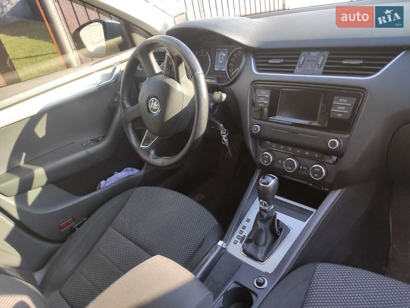 Лифтбек Skoda Octavia 2015 в Борисполе