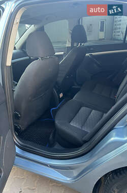 Лифтбек Skoda Octavia 2009 в 