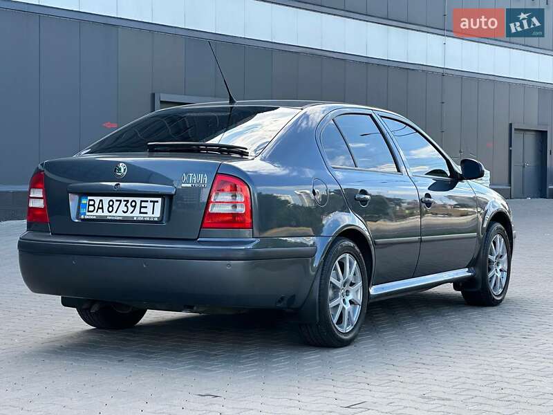 Лифтбек Skoda Octavia 2010 в Киеве