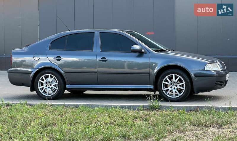 Лифтбек Skoda Octavia 2010 в Киеве