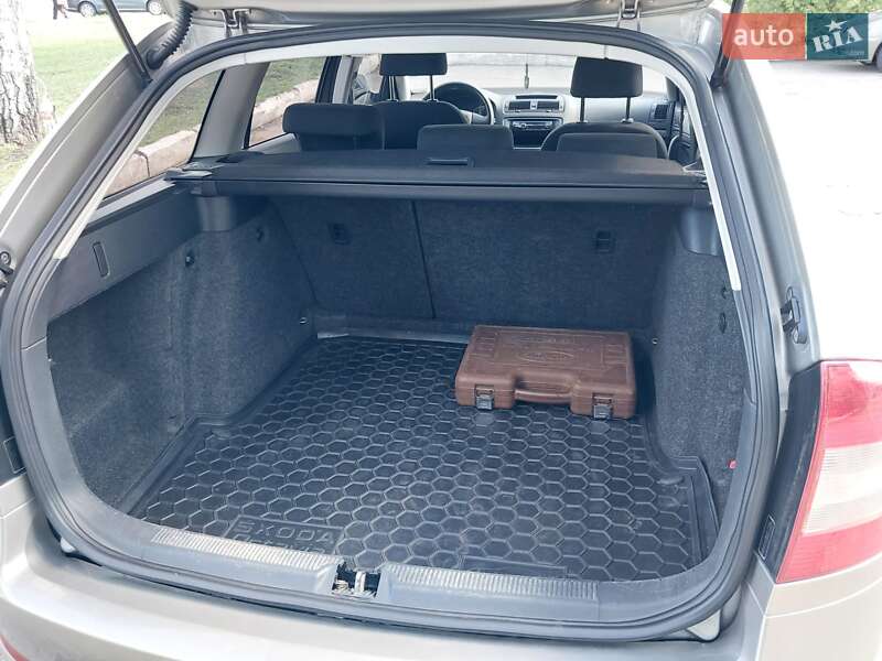 Універсал Skoda Octavia 2012 в Корсунь-Шевченківському