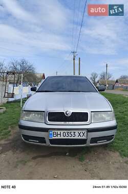 Лифтбек Skoda Octavia 2001 в 