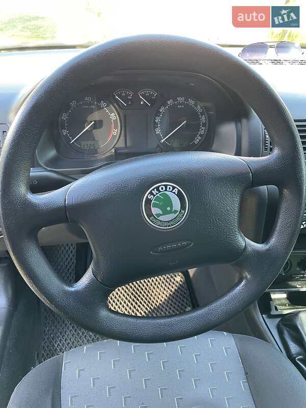 Универсал Skoda Octavia 2005 в Лысянке
