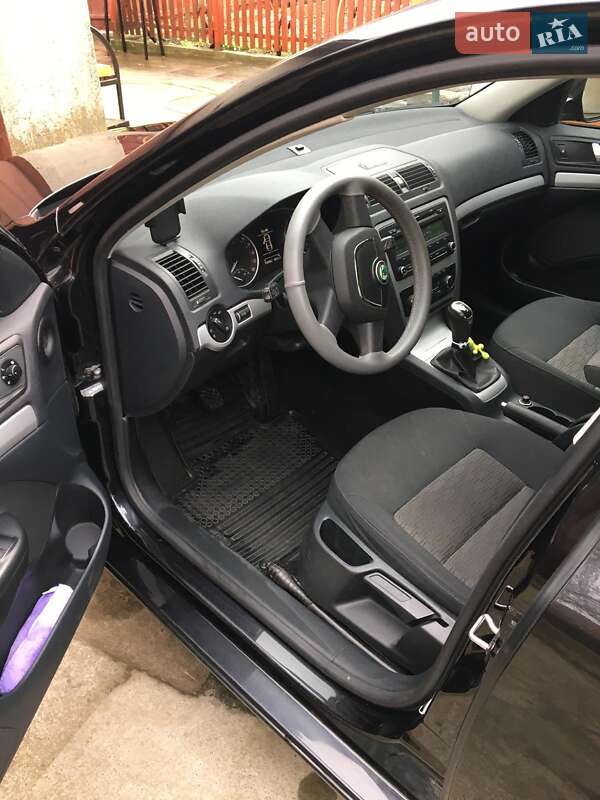 Універсал Skoda Octavia 2012 в 