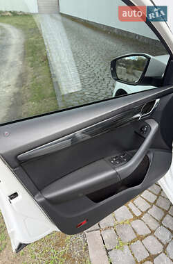 Лифтбек Skoda Octavia 2019 в 