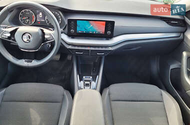 Ліфтбек Skoda Octavia 2023 в 