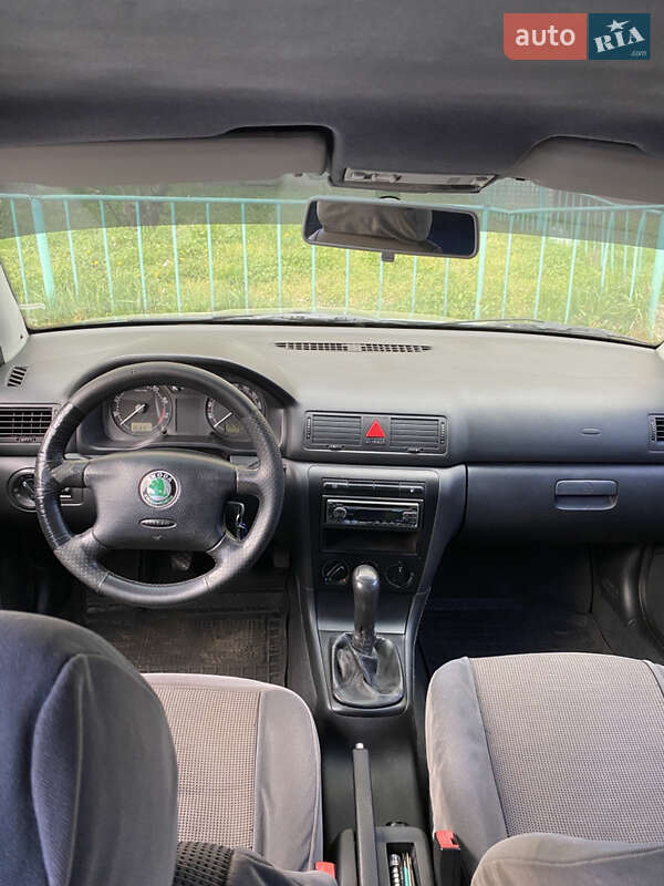 Лифтбек Skoda Octavia 2005 в Львове