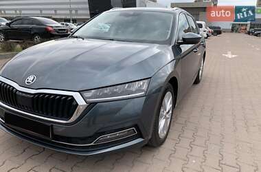 Універсал Skoda Octavia 2021 в 