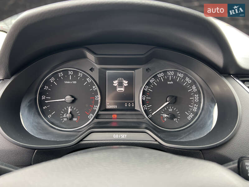 Универсал Skoda Octavia 2014 в Львове