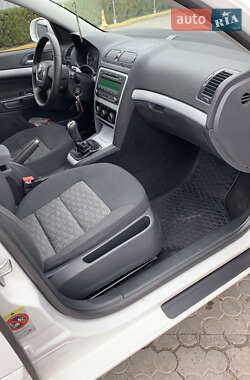 Лифтбек Skoda Octavia 2011 в 