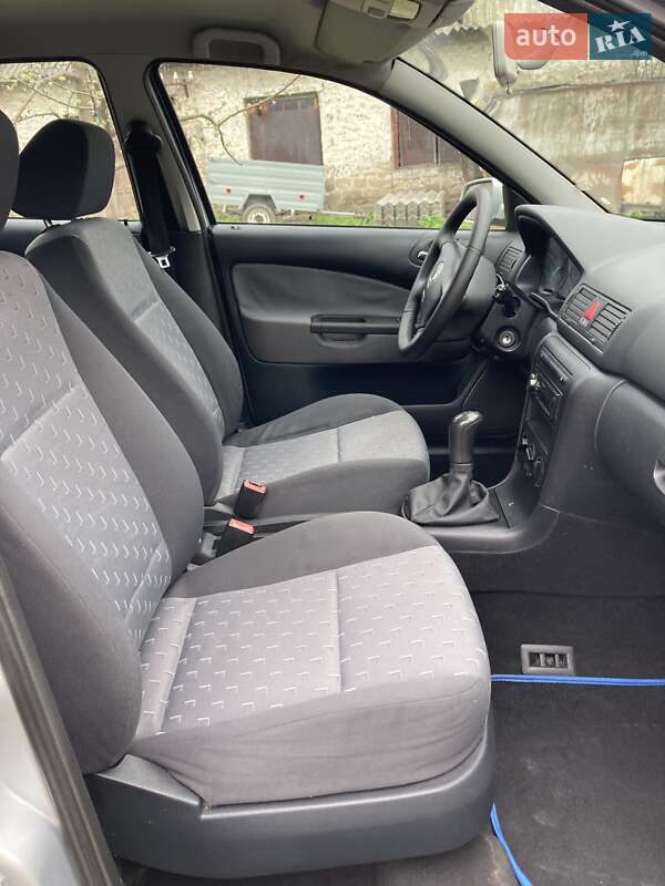 Ліфтбек Skoda Octavia 2008 в Ямполі