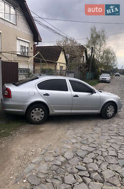 Лифтбек Skoda Octavia 2009 в 