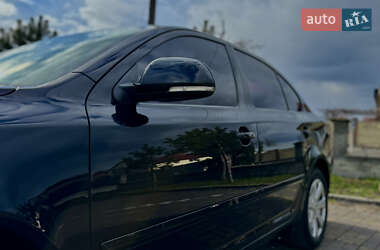 Лифтбек Skoda Octavia 2010 в 