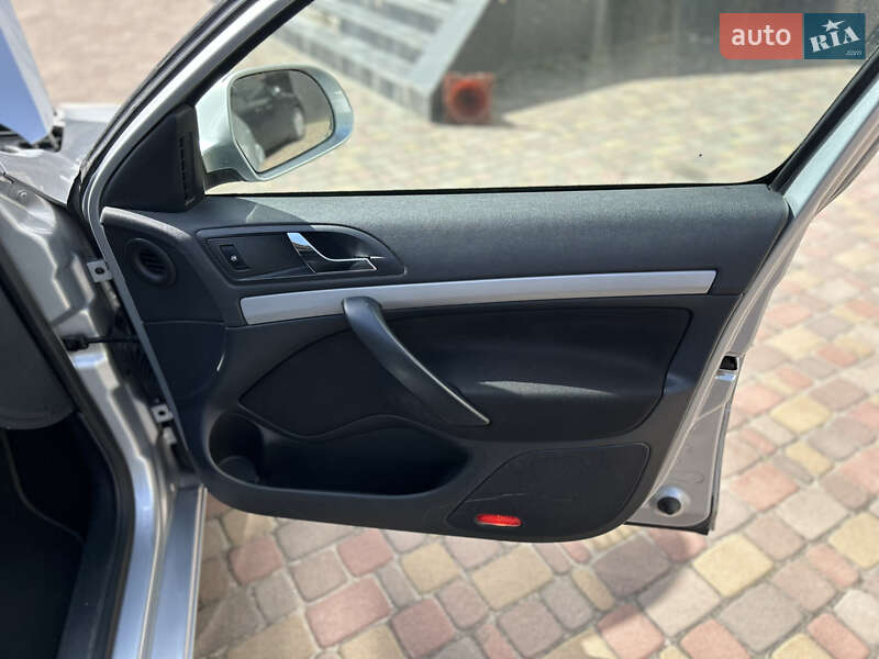 Универсал Skoda Octavia 2013 в Киеве