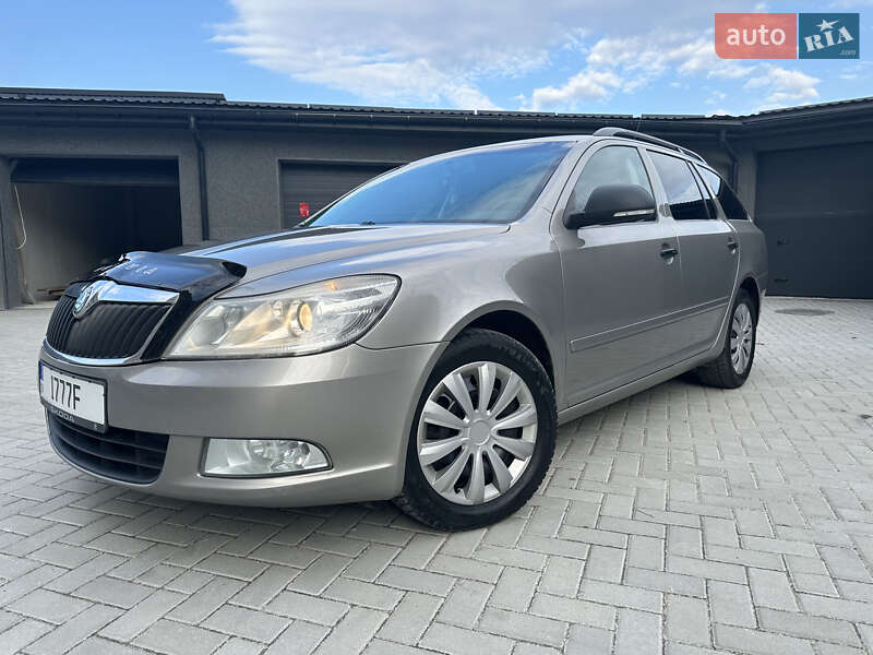 Skoda Octavia 2011