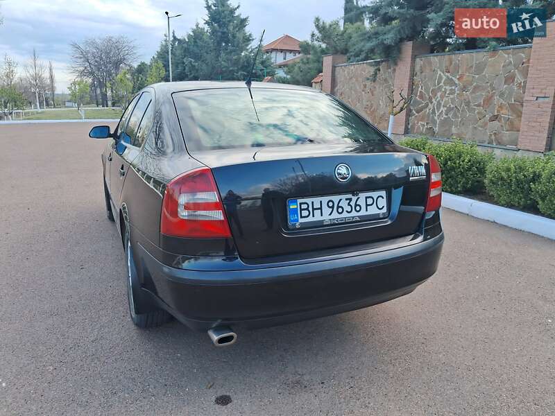 Ліфтбек Skoda Octavia 2007 в Ізмаїлі
