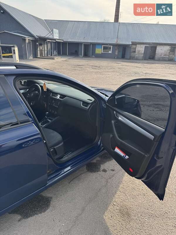 Універсал Skoda Octavia 2015 в Фастові