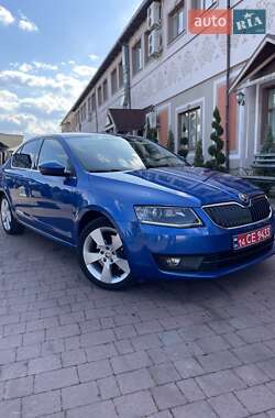 Лифтбек Skoda Octavia 2016 в Стрые
