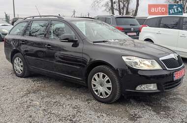 Универсал Skoda Octavia 2010 в 