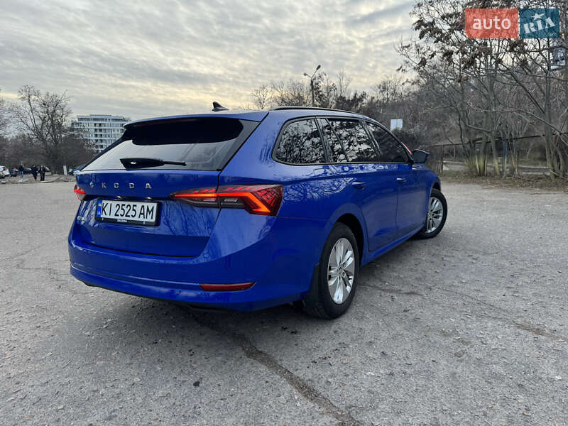 Універсал Skoda Octavia 2022 в Одесі