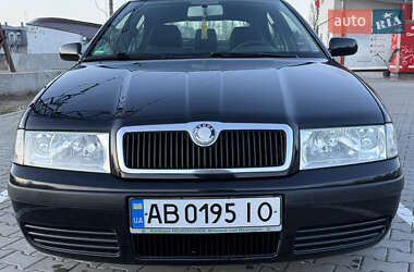 Лифтбек Skoda Octavia 2004 в 