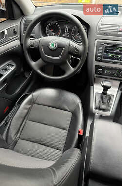 Лифтбек Skoda Octavia 2012 в 
