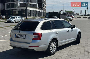 Универсал Skoda Octavia 2015 в 