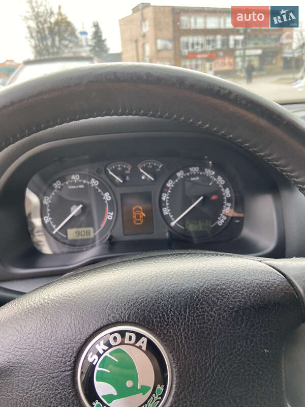 Універсал Skoda Octavia 2004 в Лисянці