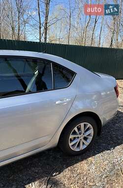 Лифтбек Skoda Octavia 2020 в 